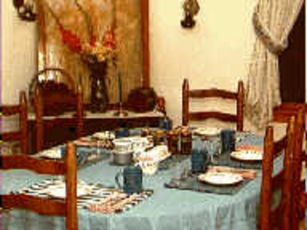 Chesapeake Inn Of Lenox Εξωτερικό φωτογραφία