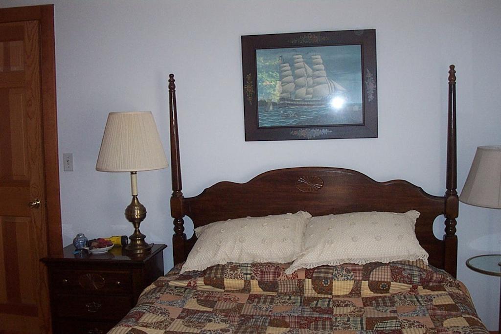 Chesapeake Inn Of Lenox Δωμάτιο φωτογραφία